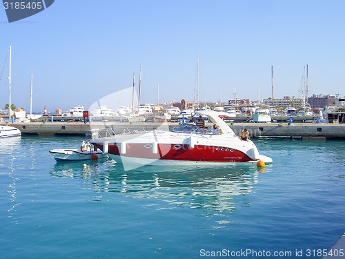 Image of white yacht 