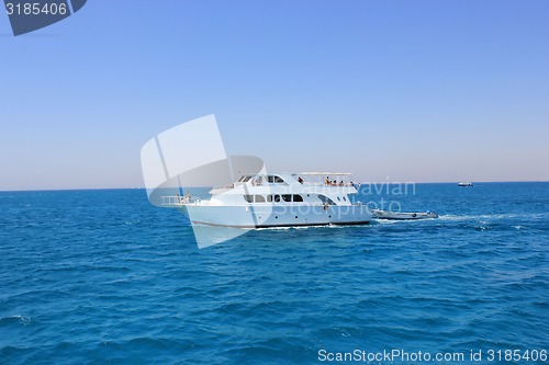 Image of The Ship Sails on the Sea. 