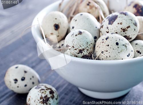 Image of quail eggs