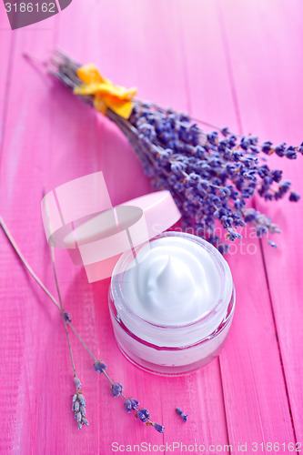 Image of cosmetic cream