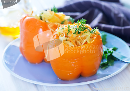 Image of pepper stuffed with cabbage