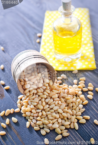 Image of cedar nuts and oil