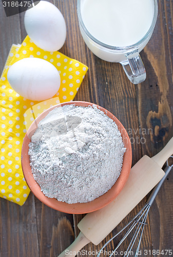 Image of ingredients for dough