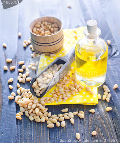 Image of cedar nuts and oil