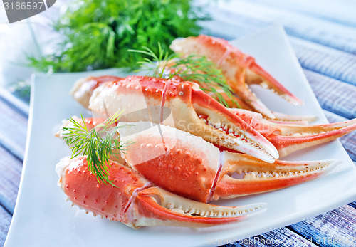 Image of crab claws