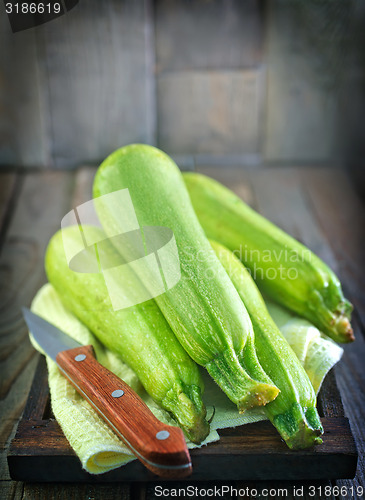 Image of raw zucchini