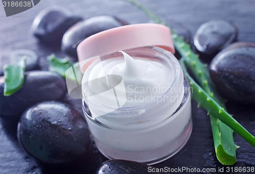 Image of cosmetic cream