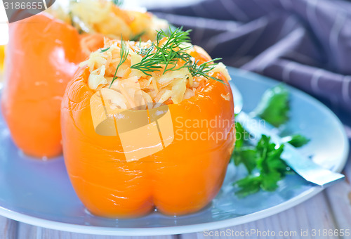 Image of pepper stuffed with cabbage