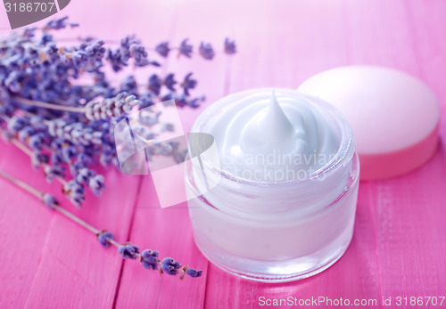 Image of cosmetic cream