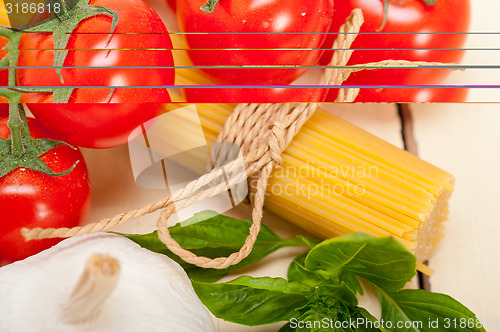 Image of Italian basic pasta ingredients
