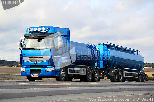 Image of Blue Renault Premium 460 Tank Truck on the Road