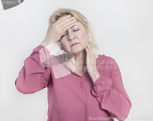 Image of Woman has pain
