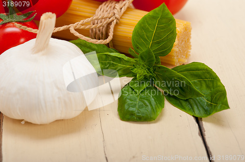 Image of Italian basic pasta ingredients