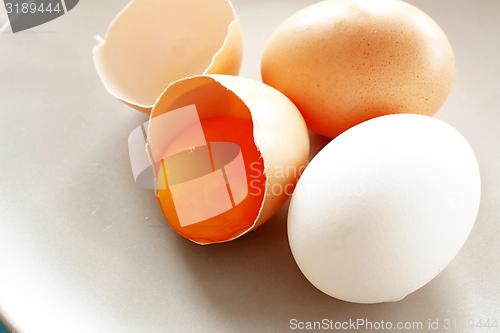 Image of eggs and yolk