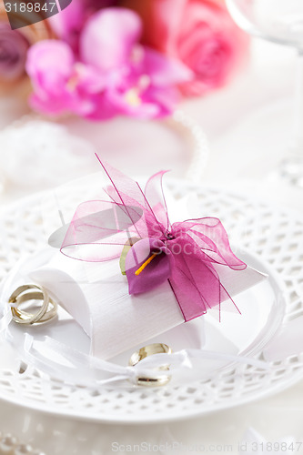 Image of Wedding place setting