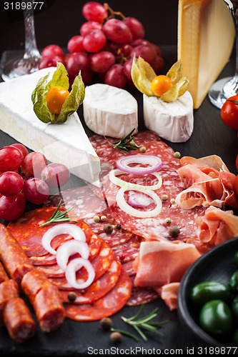 Image of Antipasto dinner platter 