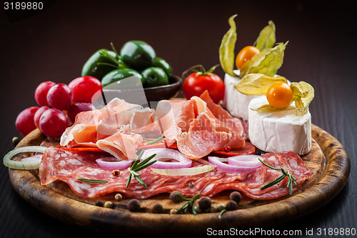 Image of Antipasto dinner platter 