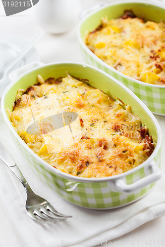 Image of Casserole with pasta and cheese