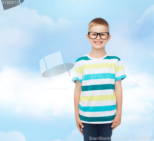 Image of smiling little boy in eyeglasses