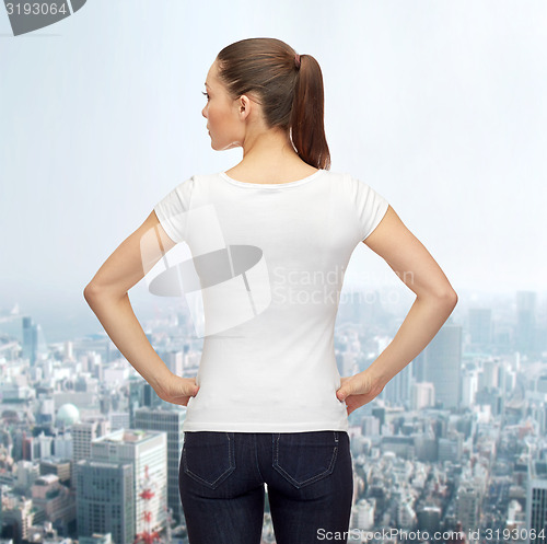 Image of woman in blank white t-shirt