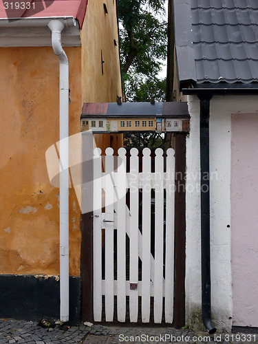 Image of House Connection