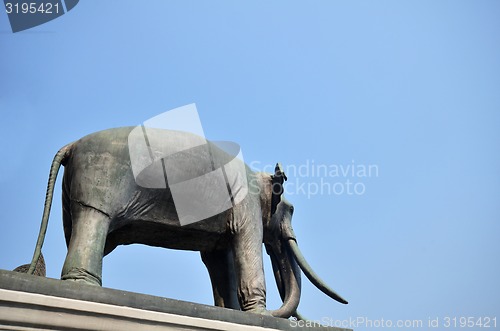 Image of Elephant statue