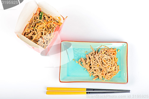 Image of China noodles with vegetables and meat