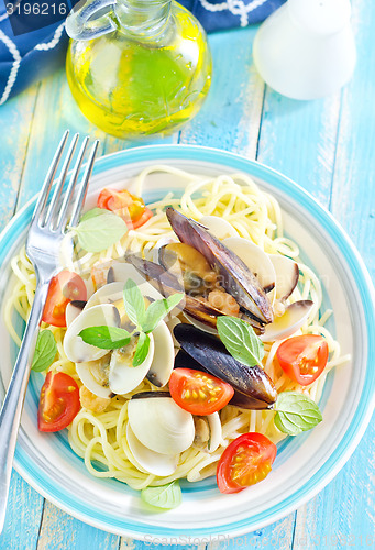 Image of pasta with seafood