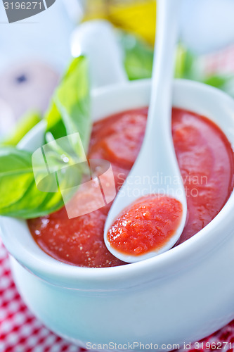 Image of tomato sauce