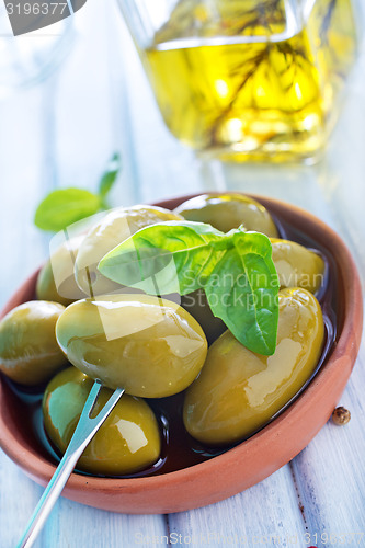 Image of green olives