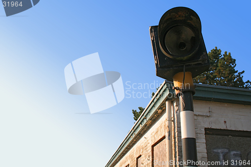 Image of Damaged traffic light