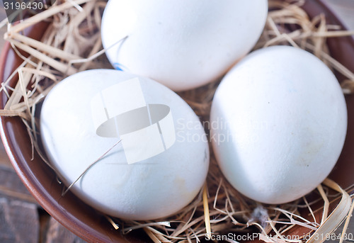 Image of raw eggs