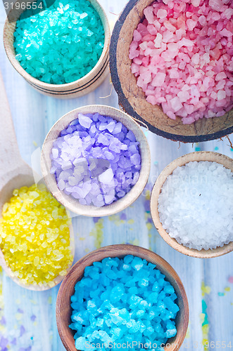 Image of color salt