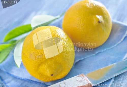 Image of fresh lemons