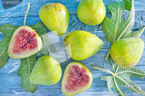 Image of fresh figs