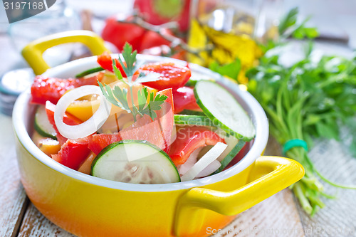 Image of fresh salad