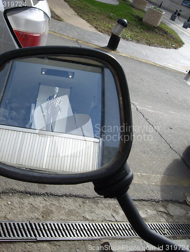 Image of mirror