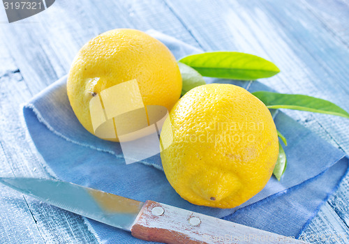 Image of fresh lemons
