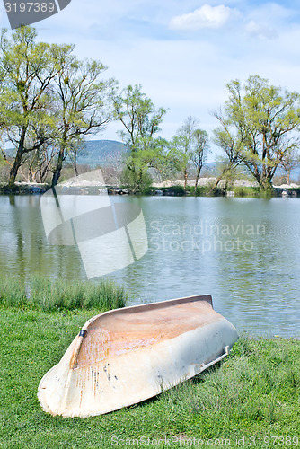 Image of lake in Crimea