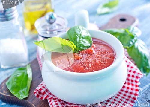 Image of tomato sauce