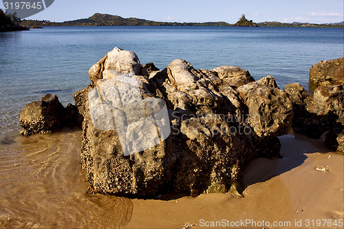 Image of nosy be rocks