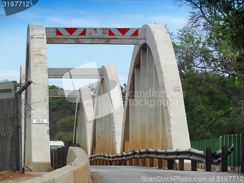 Image of bridge over Limpopo River