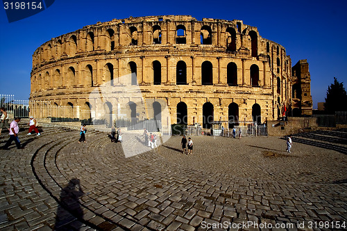 Image of coliseum of el jem