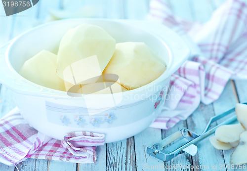 Image of raw potato