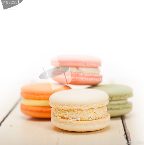 Image of colorful french macaroons 