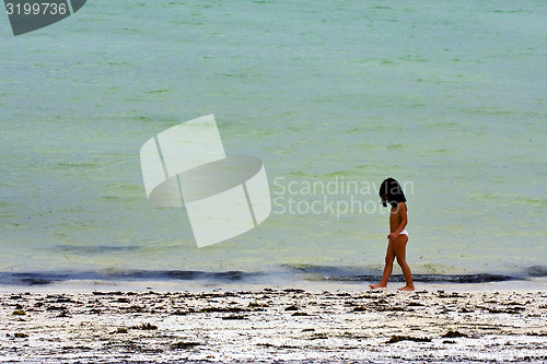 Image of  little  girl  in tanzania zanzibar