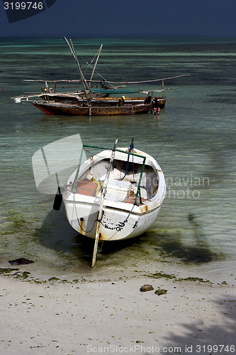 Image of boat in zanzibar sea