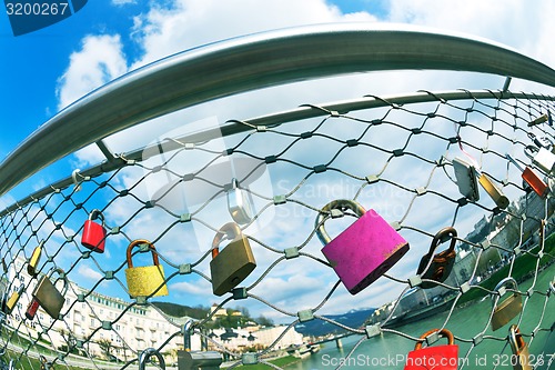 Image of love locks