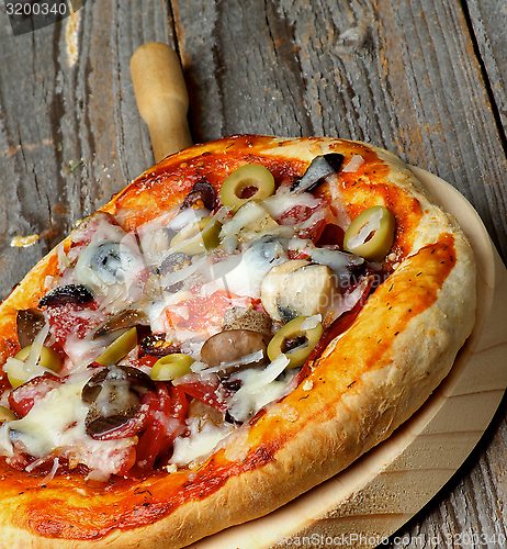Image of Pizza