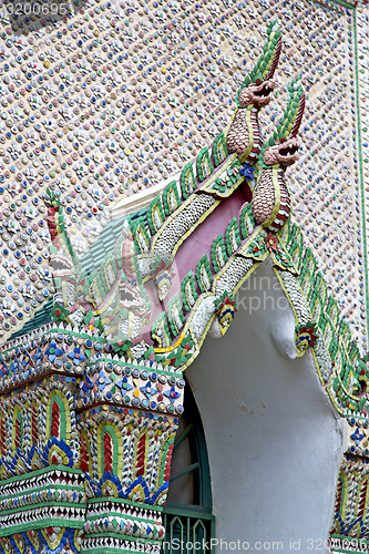 Image of dragon   in  gold    temple    bangkok  thailand incision  